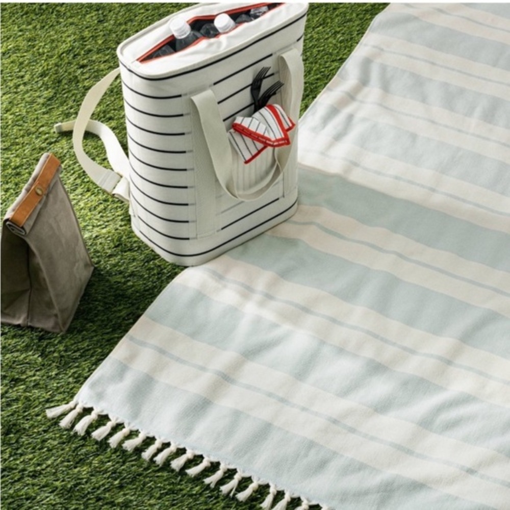 Hearth & Hand Striped Picnic Blanket - Cream and Blue